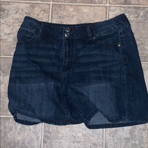 Maurices high rise jean shorts